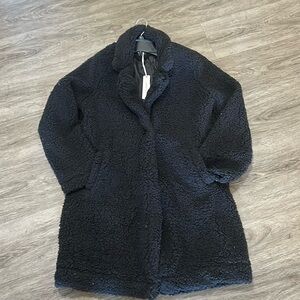 LOVE TREE FUZZY COAT